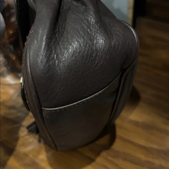 Bally Switzerland authentic Crossbody/shoulder bag EUC - Picture 7 of 13